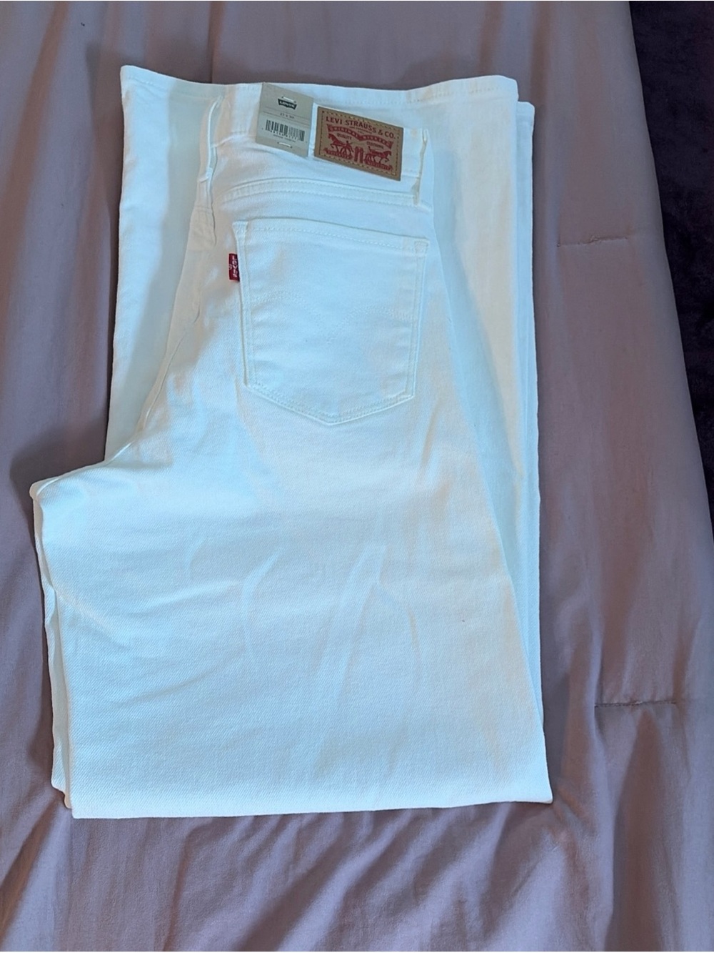 NWT Levi’s Women’s 318 Shaping Wide Leg Jeans Size 27 X 30 Clean White Mid Rise - Picture 8 of 9